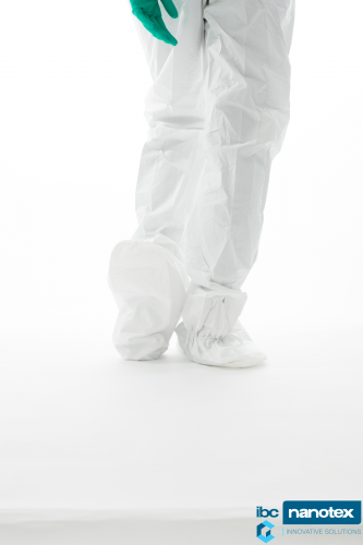 Sterilni jednokratni kombinezon sa kapuljacom I nazuvcima BioClean S-BDFC za čiste sobe IBC NANOTEX