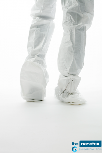 Sterilni jednokratni kombinezon sa kapuljacom I nazuvcima BioClean S-BDFC za čiste sobe IBC NANOTEX