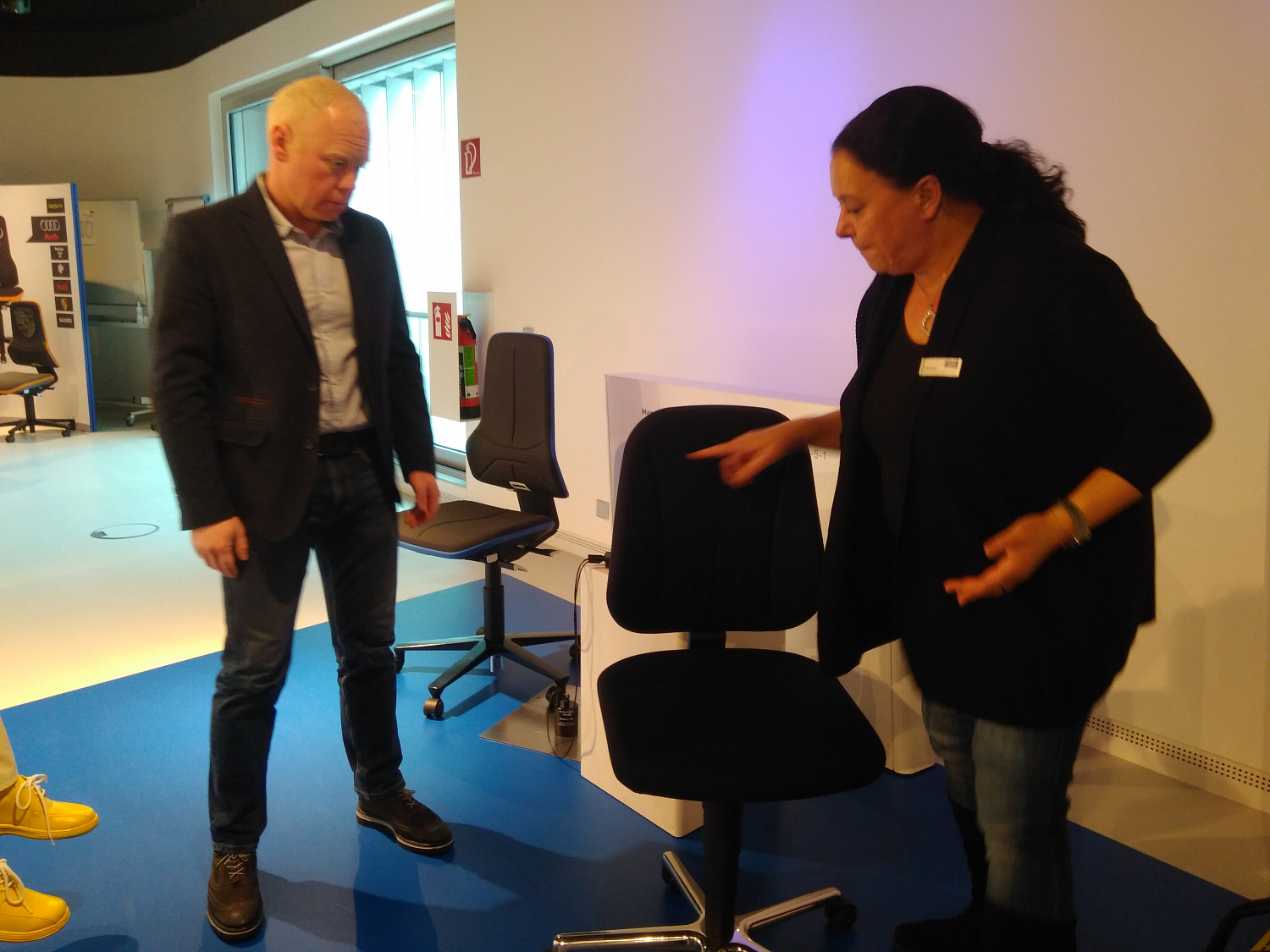 Визит специалистов IBC Nanotex на завод по производству стульев BIMOS, Германия