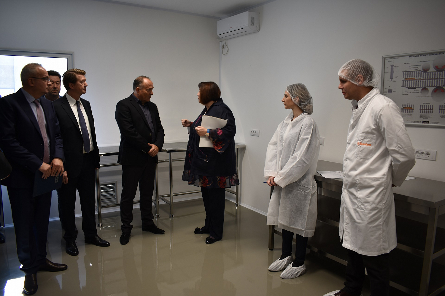 IBC Nanotex Сербия принял участие в реализации проекта фармацевтической чистой комнаты для Белградского университета.